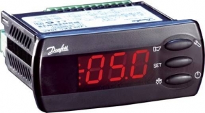 Электронный контроллер Danfoss EKC 204A1 (AKCC-210), панельное исполнение 084B8520