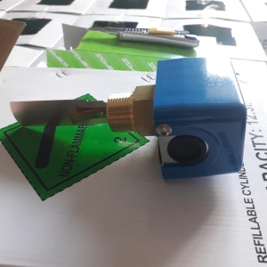 Реле протока Danfoss (SAGINOMIYA)  FQS U30G (061H4000)